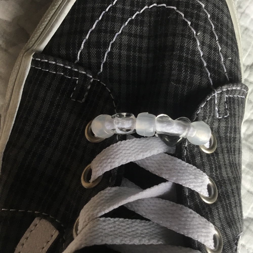 Vans Sneakers Womens High Top Black White Plaid Canvas with UV Beads NWOT - Picture 4 of 6
